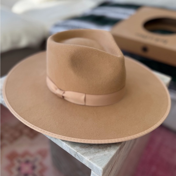 Lack Of Color Teak Rancher - Picture 2 of 5